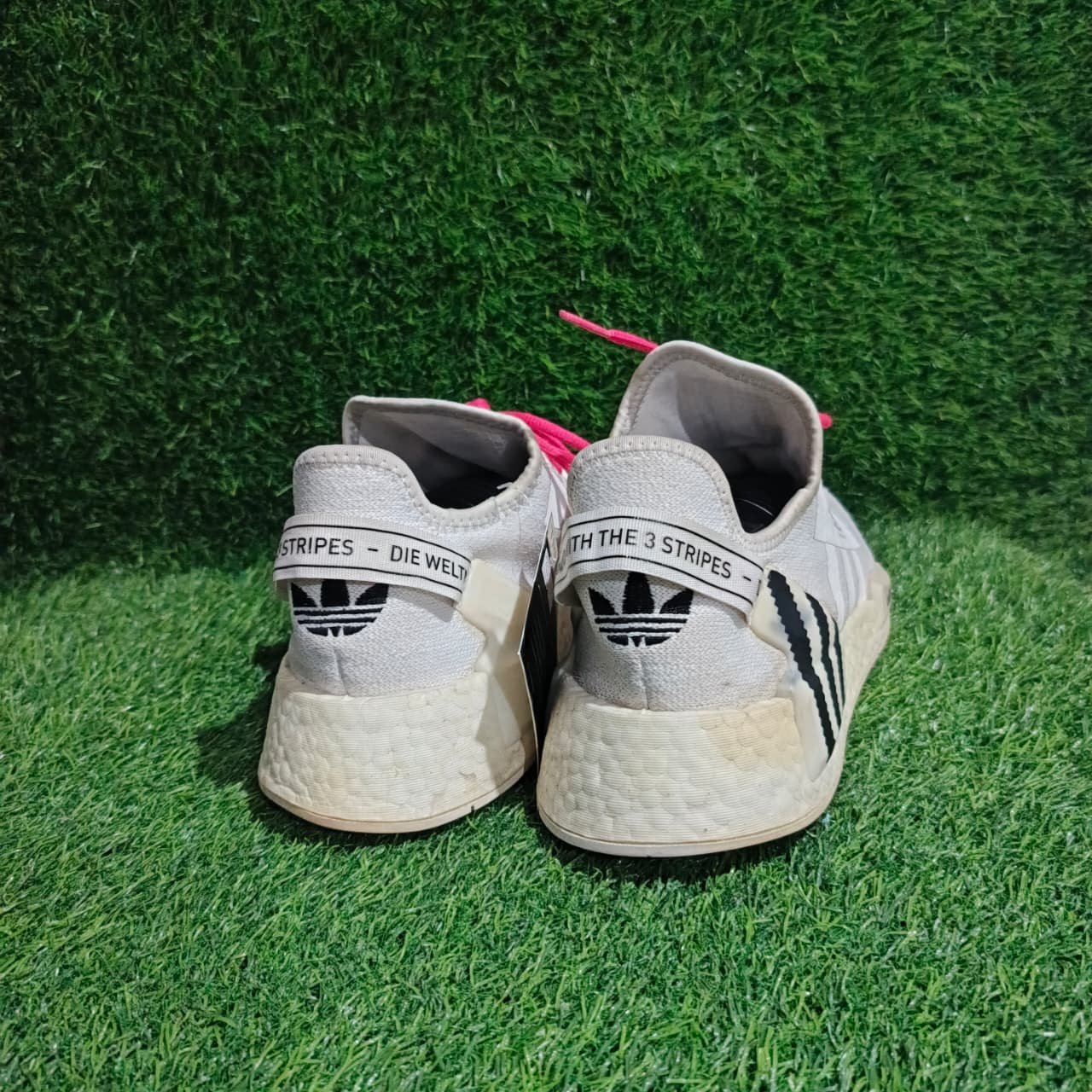 Adidas White & Black NMD_R1 V2 Sneakers with Red Laces | Original Preloved Shoes Pakistan | TRENDYGO - Image 4