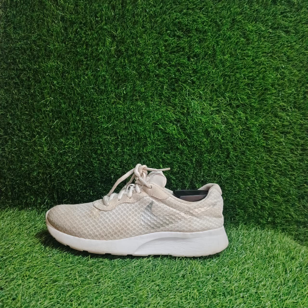 Nike Tanjun Beige Mesh Running Shoes at TRENDYGO Pakistan - Image 3
