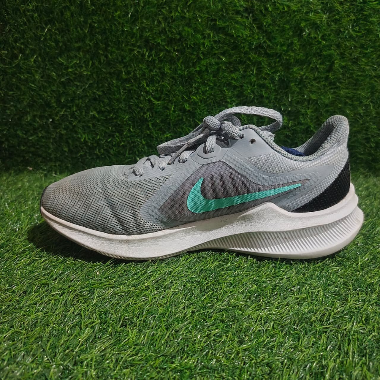 Nike Downshifter 9 Grey & Teal – TRENDYGO Original Thrift Running Shoes Pakistan - Image 3