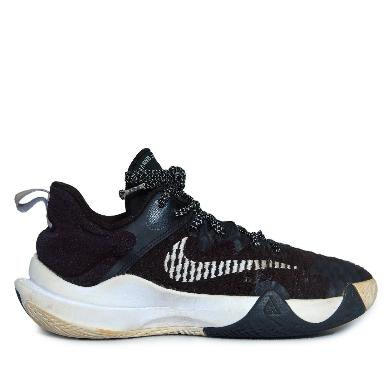 Used Nike Giannis Antetokounmpo Sports Shoes โ Black | Original Signature Series | Thrift Deal in Pakistan - Image 3