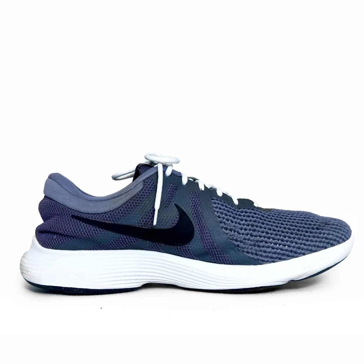 Nike Revolution 5 Navy Blue Original Running Shoes – Preloved, 100% Genuine – TRENDYGO Pakistan - Image 3