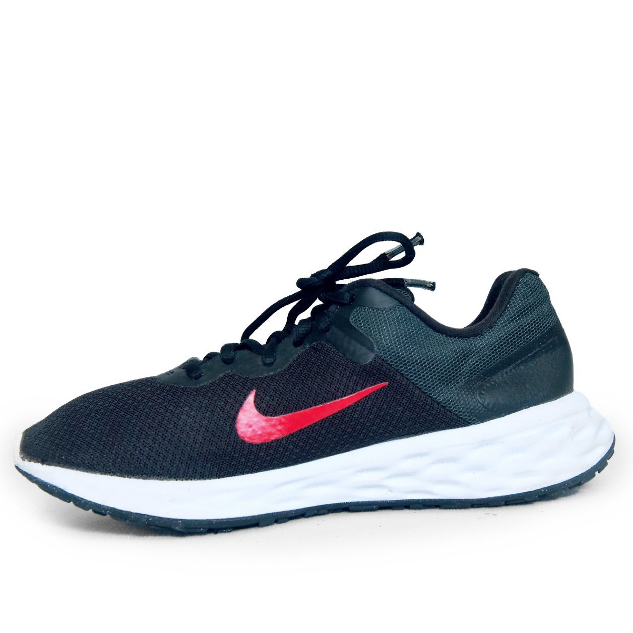 Nike Black & Red Running Shoes | Original Preloved Sneakers Pakistan | TRENDYGO - Image 3