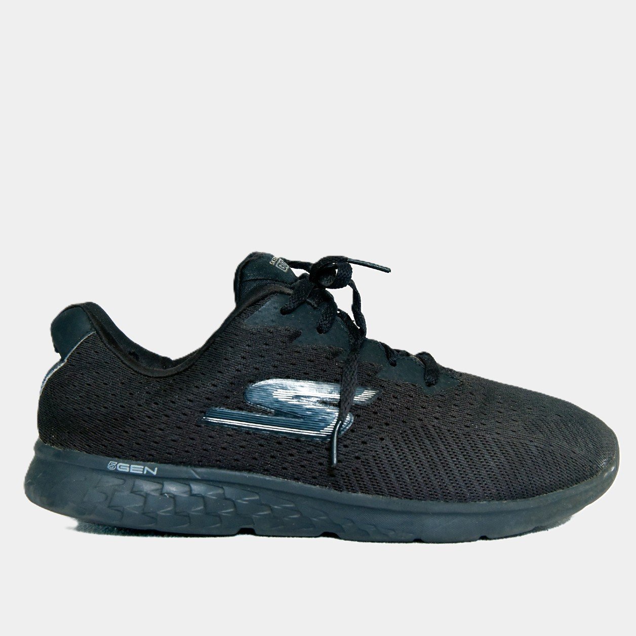 Skechers Original Black Sports Running Shoes โ Preloved Sneakers Pakistan | TRENDYGO - Image 2