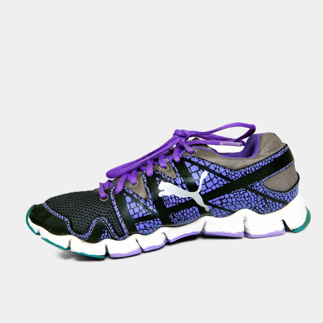 Puma Original Black & Purple Sports Running Shoes โ Preloved Sneakers Pakistan | TRENDYGO - Image 2