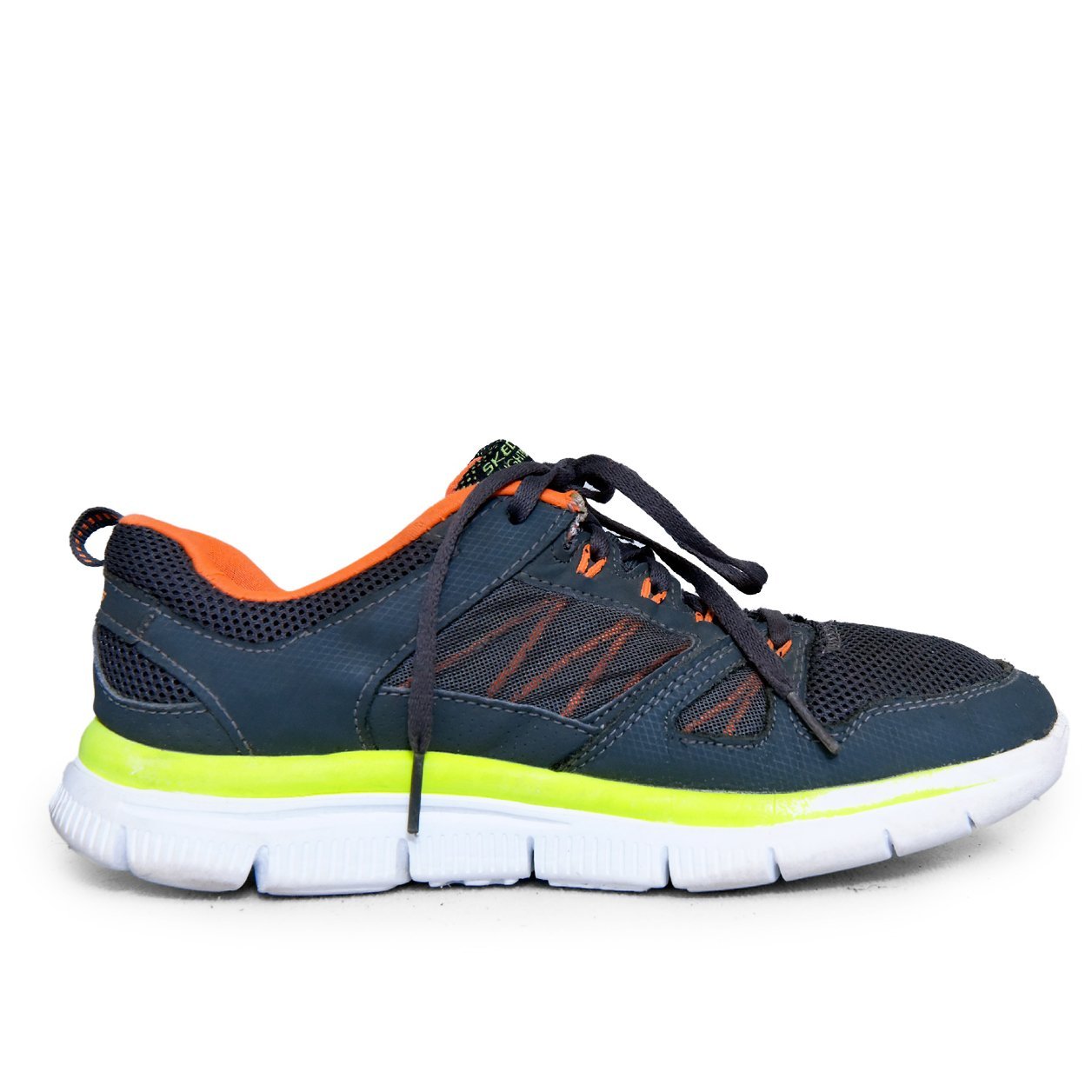 Skechers Flex Sole Black & Neon Green โ Original Preloved Running Shoes Pakistan | TRENDYGO - Image 3