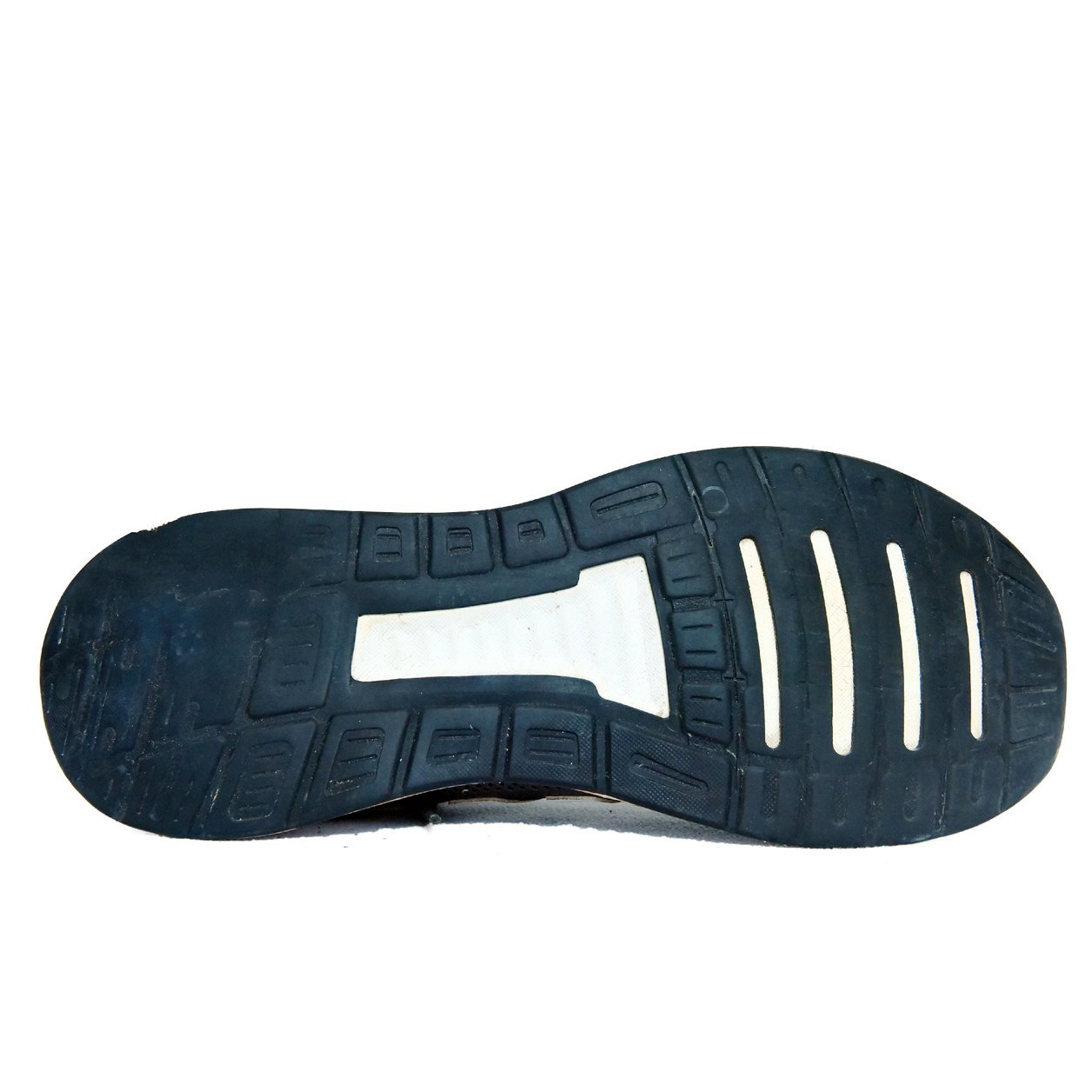 Adidas Run Falcon 2.0 Black White โ Original Preloved Sneakers Pakistan | TRENDYGO - Image 4