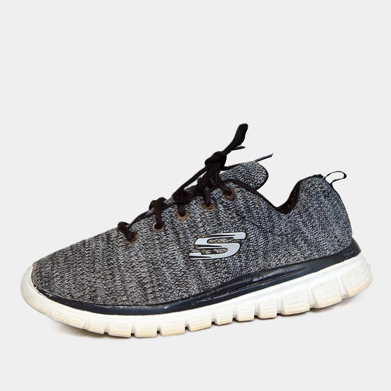 Skechers Flex Appeal 2.0 Grey & Black β Original Preloved Sports Shoes in Pakistan | TRENDYGO - Image 2