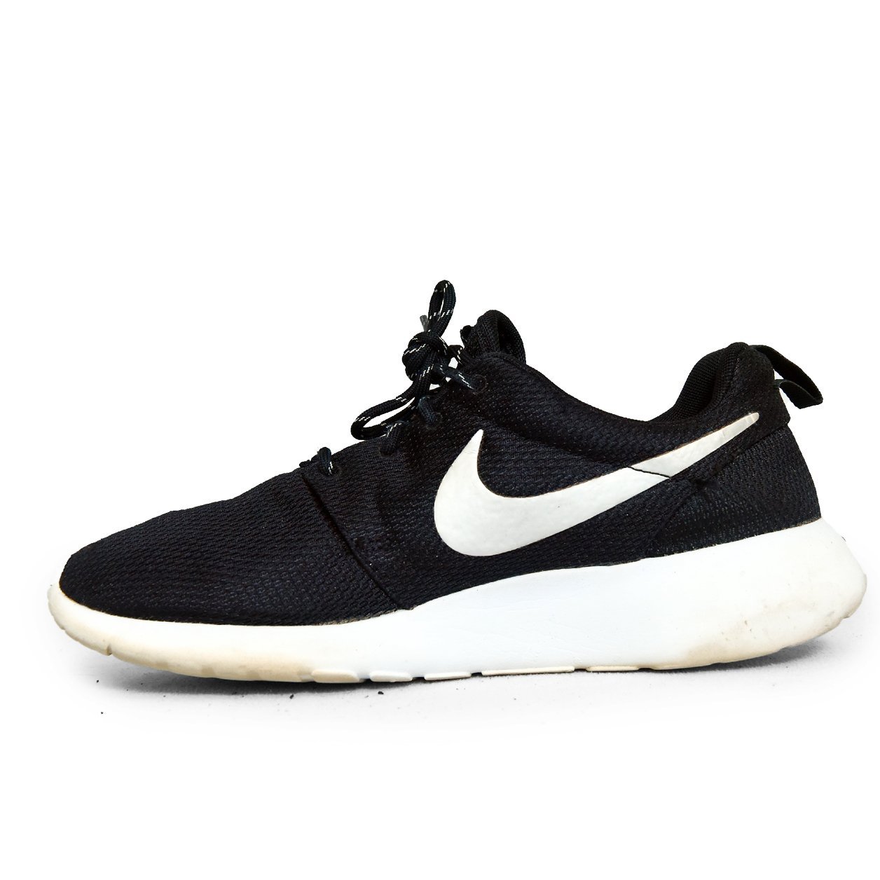 Nike Roshe One Black & White Lightweight Casual Sneakers – Breathable Mesh Trainers (Pre-Loved) - Image 3