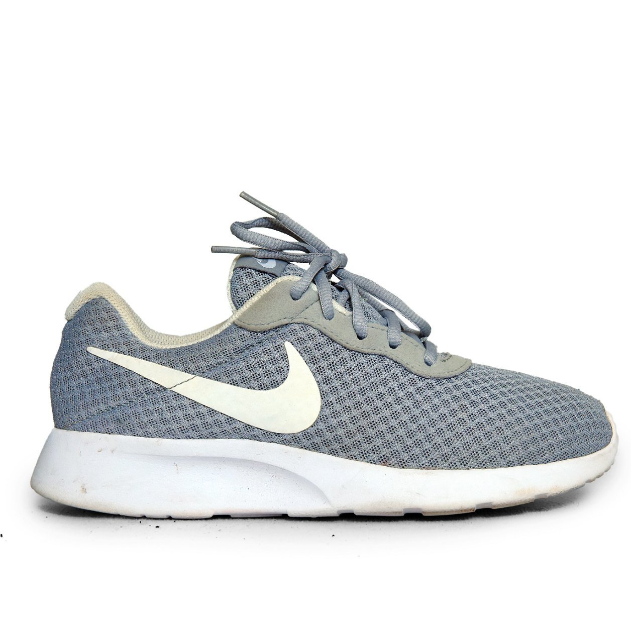 Nike Tanjun Mesh Light Grey Running Shoes – Comfortable & Lightweight – TRENDYGO in Pakistan - Image 3