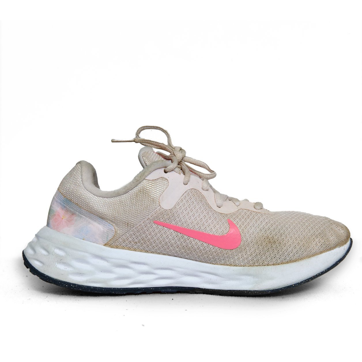 Nike Renew Ride 2 Beige with Pink Swoosh Running Shoes – TRENDYGO in Pakistan - Image 3