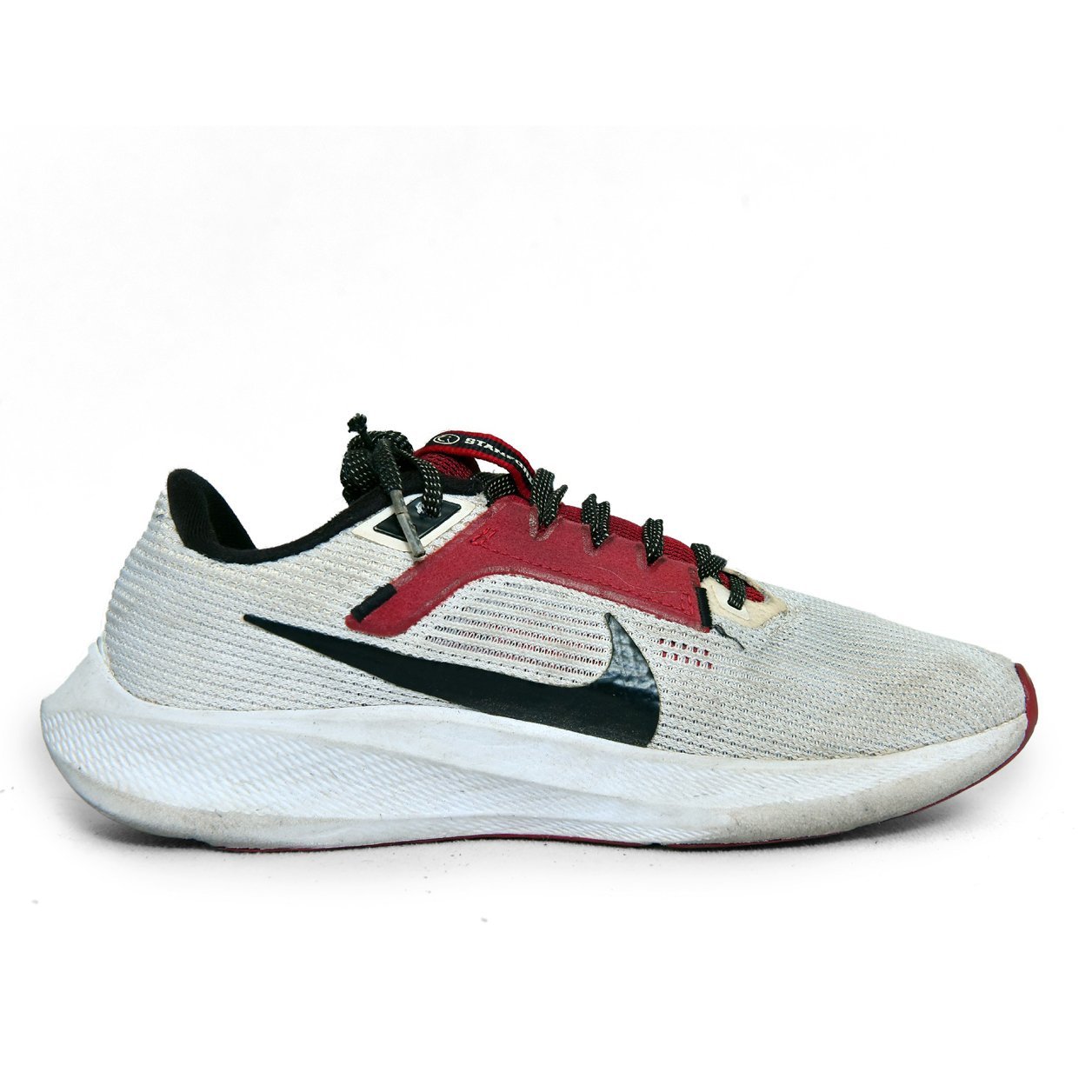 Nike Pegasus 40 White & Red Running Shoes β Original Thrift in Pakistan - Image 3