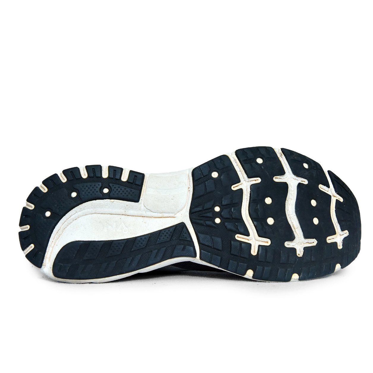 Brooks Men's Running Shoes – Original Preloved Sports Sneakers | TRENDYGO Pakistan - Image 5