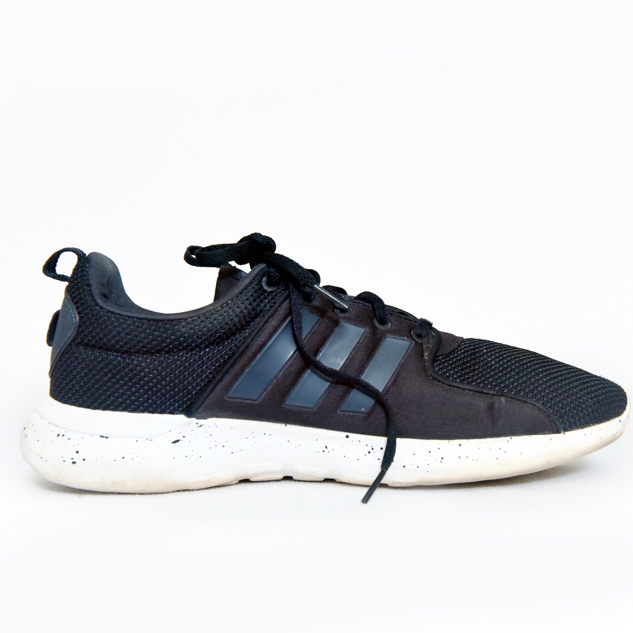 Adidas Cloudfoam Racer TR Black/White β Original Pre-Loved Sneakers β TRENDYGO Pakistan - Image 3