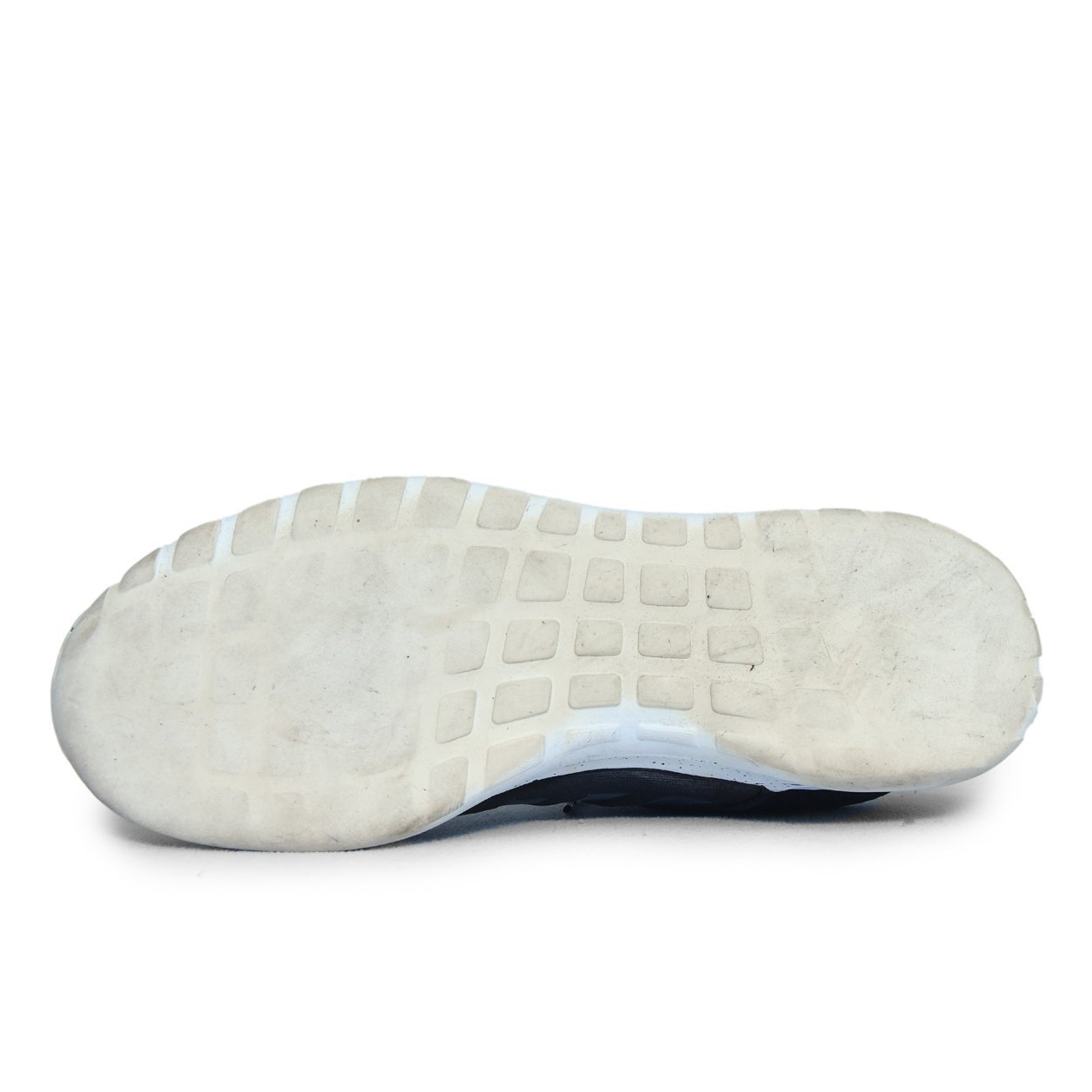 Adidas Cloudfoam Racer TR Black/White β Original Pre-Loved Sneakers β TRENDYGO Pakistan - Image 5