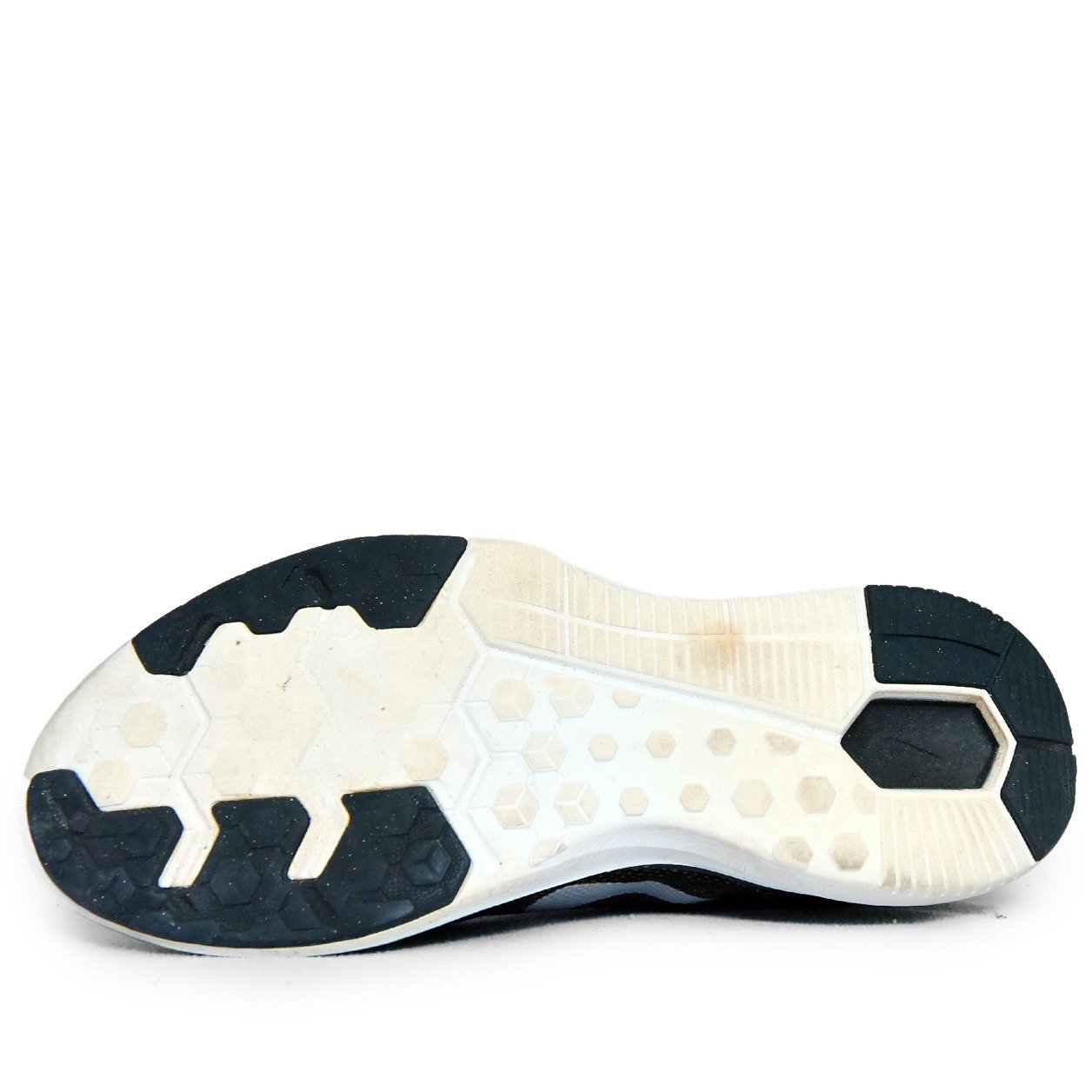 Nike LunarGlide 6 Black/White β Original Pre-Loved Running Shoes β TRENDYGO Pakistan - Image 4