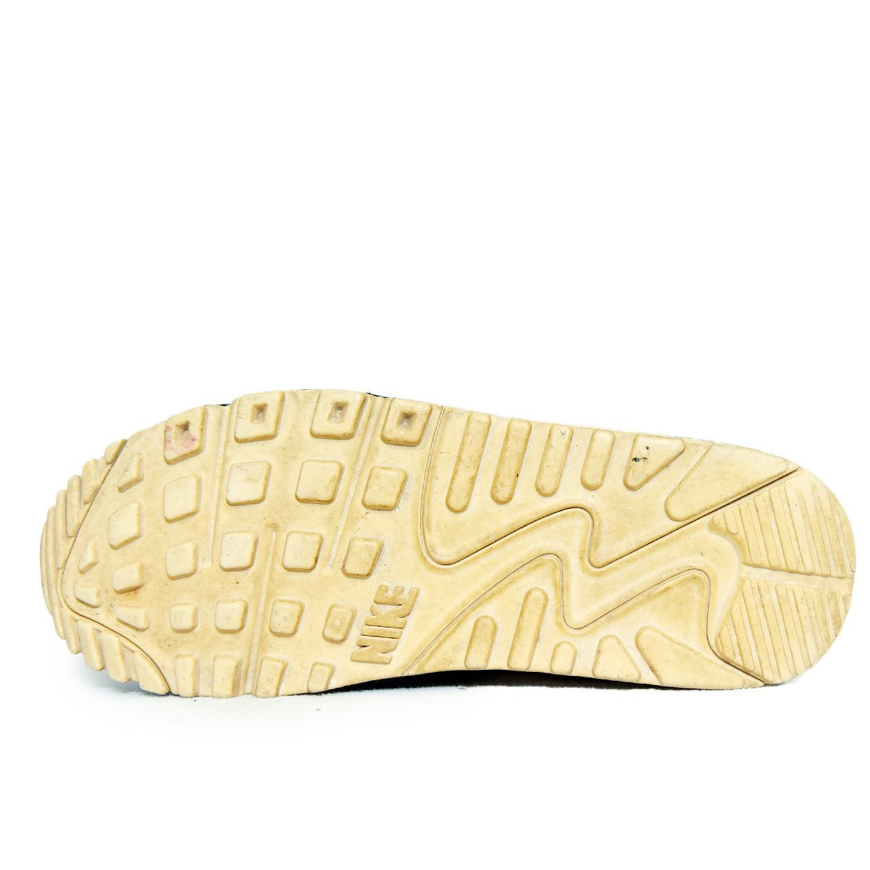 Nike Air Max 90 Black & White Sneakers – Original Thrift in Pakistan - Image 4