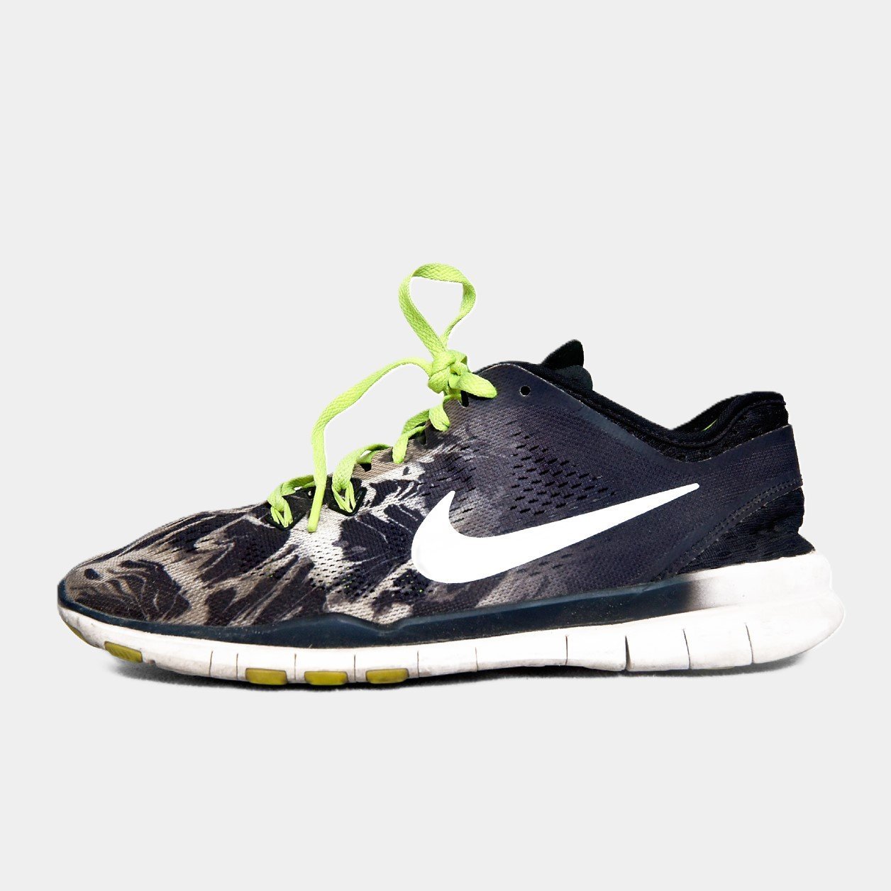 Nike Free 5.0 Navy & Neon Green β TRENDYGO Original Thrift Running & Training Shoes Pakistan - Image 2