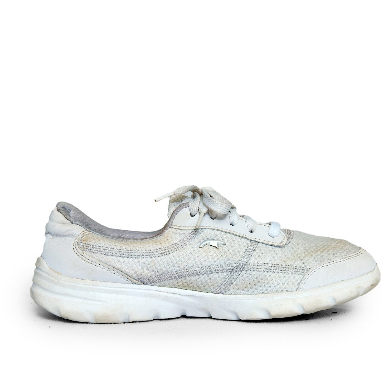 Champion White Mesh – TRENDYGO Original Thrift Sneakers Pakistan - Image 3