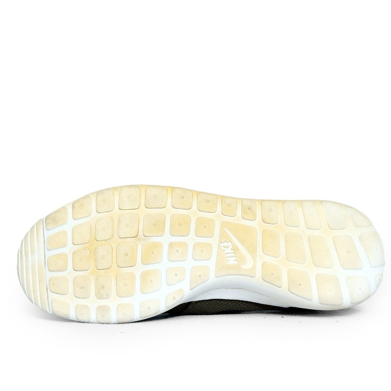 Nike Roshe Run Olive Green – TRENDYGO Original Thrift Sneakers Pakistan - Image 4