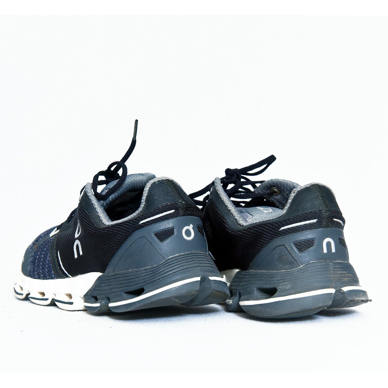 On Cloud Black/Blue – TRENDYGO Original Thrift Running Shoes Pakistan - Image 5