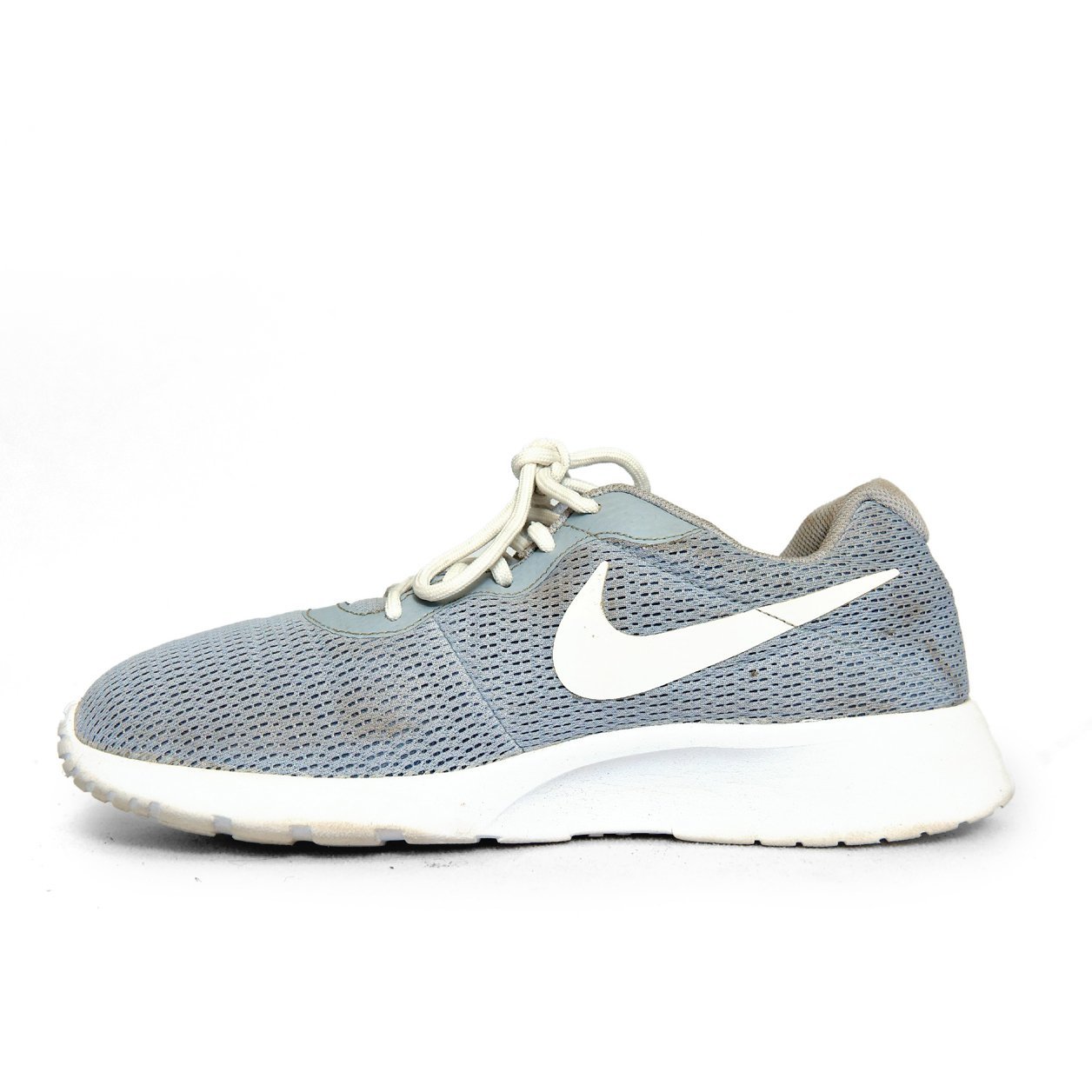 Nike Tanjun Light Blue – TRENDYGO Original Thrift Sneakers Pakistan - Image 3