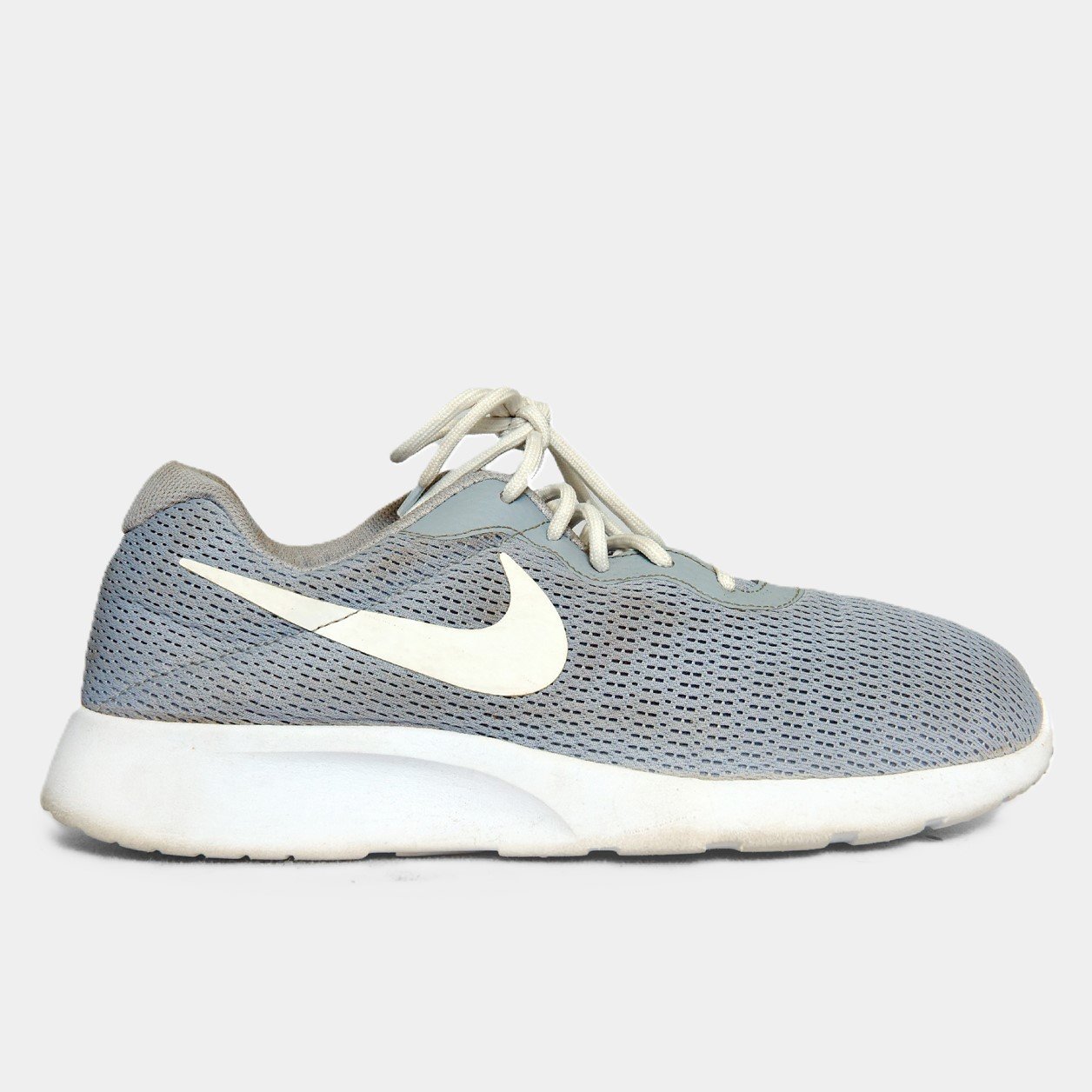 Nike Tanjun Light Blue – TRENDYGO Original Thrift Sneakers Pakistan - Image 2