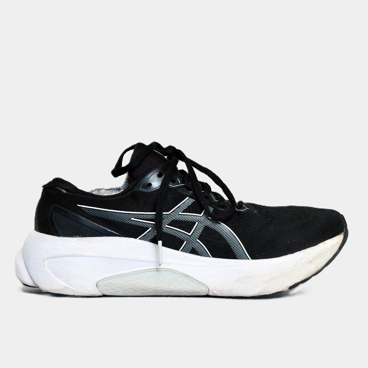 ASICS Gel-Nimbus 30 Black White – TRENDYGO Original Thrift Running Shoes Pakistan - Image 2