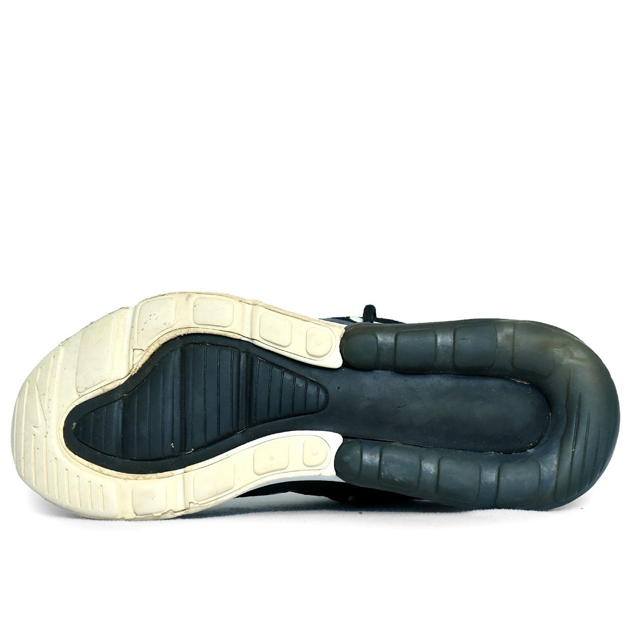 Nike Air Max 270 Black White – TRENDYGO Original Thrift Sneakers Pakistan - Image 4