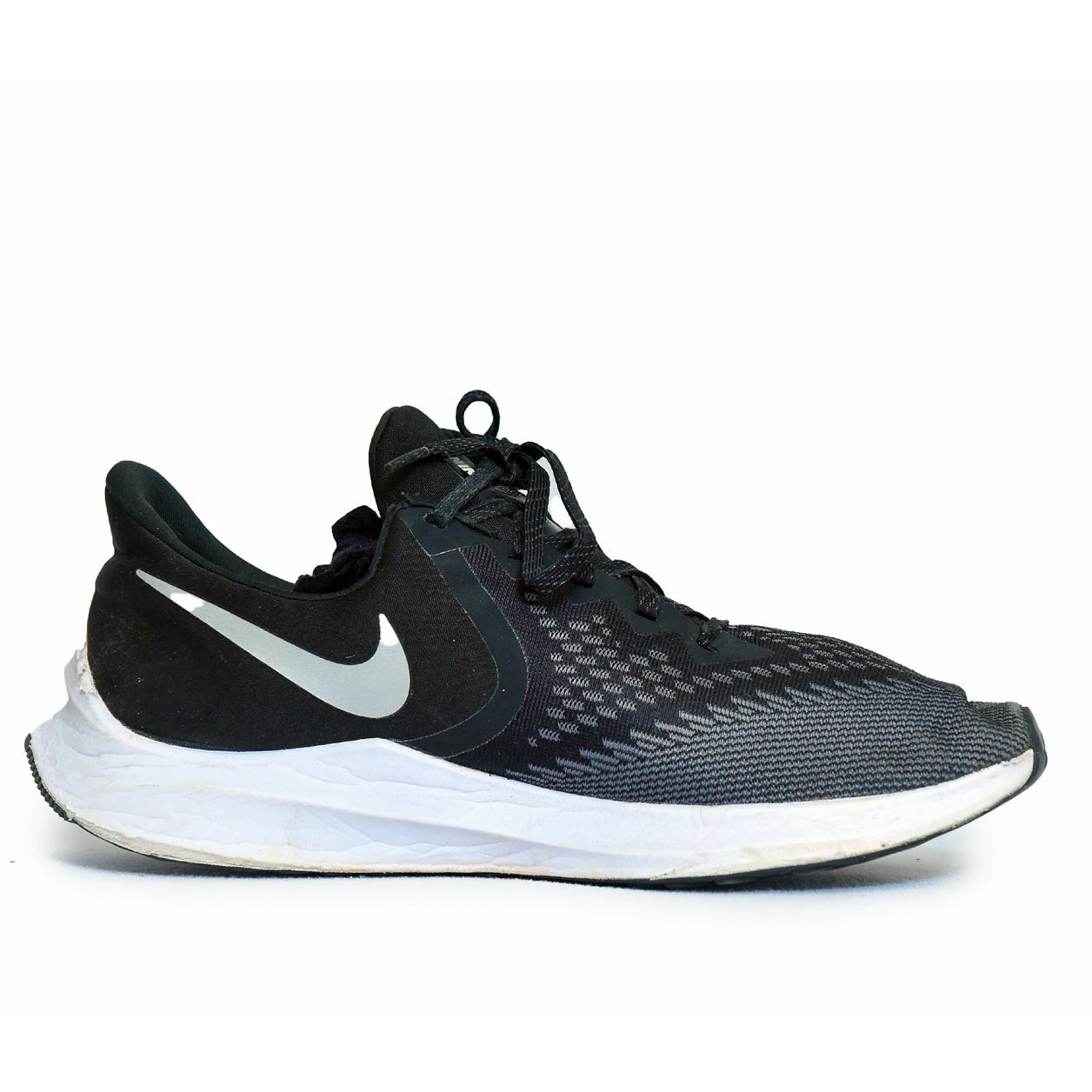 Nike Air Zoom Structure 22 Black White – TRENDYGO Original Thrift Running Shoes Pakistan - Image 3