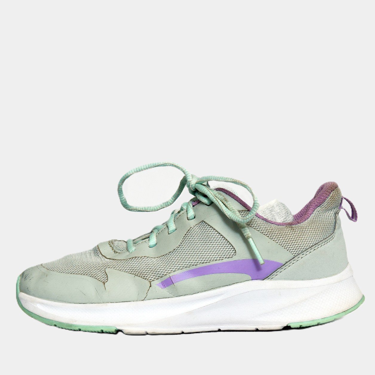 Puma Lightmint Lavender – TRENDYGO Original Thrift Running Shoes Pakistan - Image 2