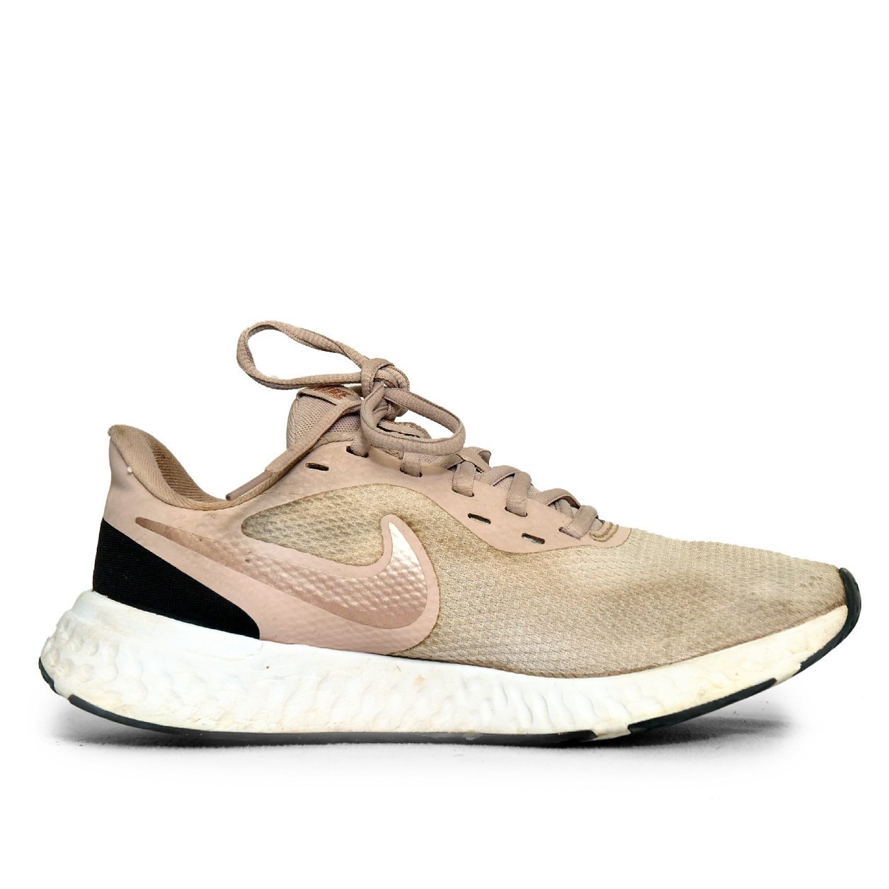 Nike Revolution 5 Light Pink – TRENDYGO Original Thrift Running Shoes Pakistan - Image 3