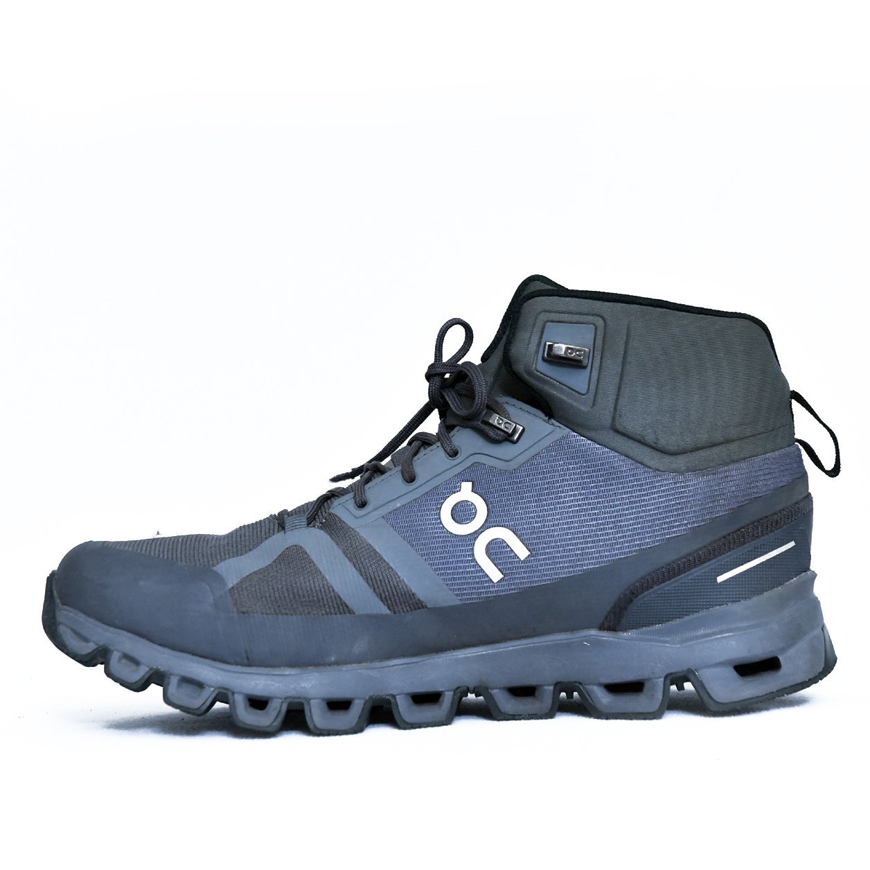 On Cloudrock Waterproof Navy Black – TRENDYGO Original Thrift Hiking Shoes Pakistan - Image 3