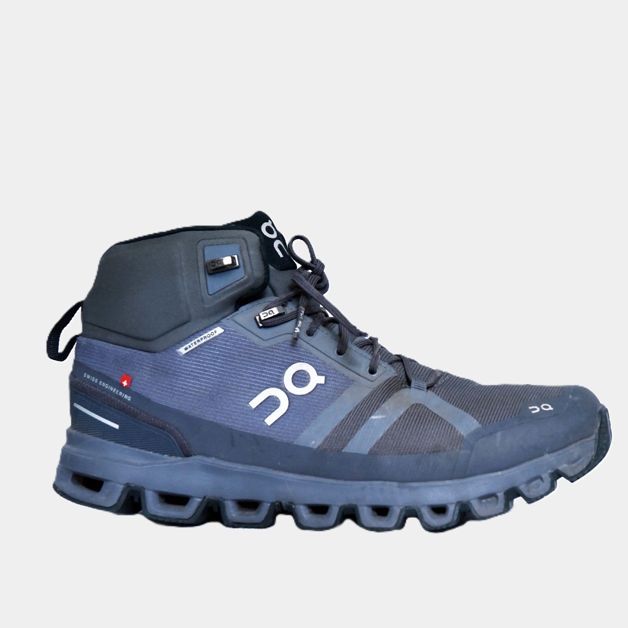 On Cloudrock Waterproof Navy Black – TRENDYGO Original Thrift Hiking Shoes Pakistan - Image 2
