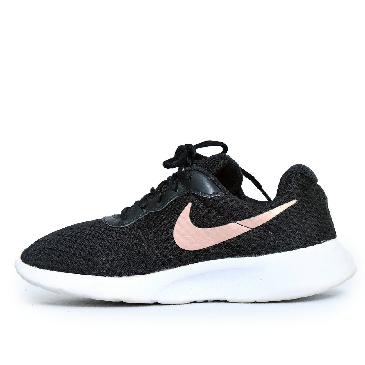 Nike Tanjun Black Rose Gold – TRENDYGO Original Thrift Running Shoes Pakistan - Image 3