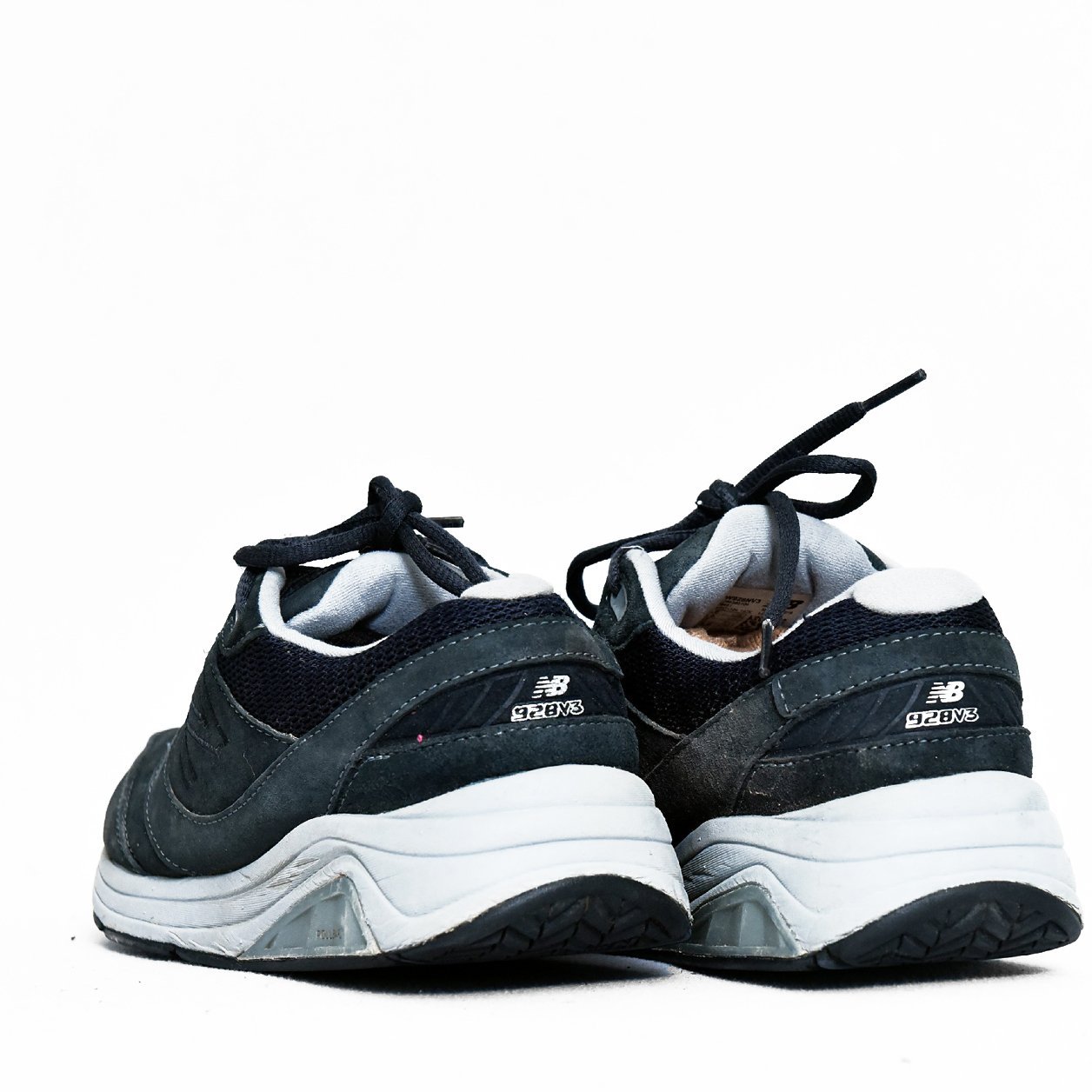 Under Armour Charged Assert 8 Black White – TRENDYGO Original Thrift Running Shoes Pakistan - Image 5