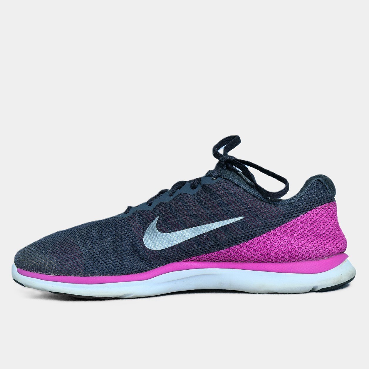Nike Flex Experience RN 5 Black Pink – TRENDYGO Original Thrift Running Shoes Pakistan - Image 2