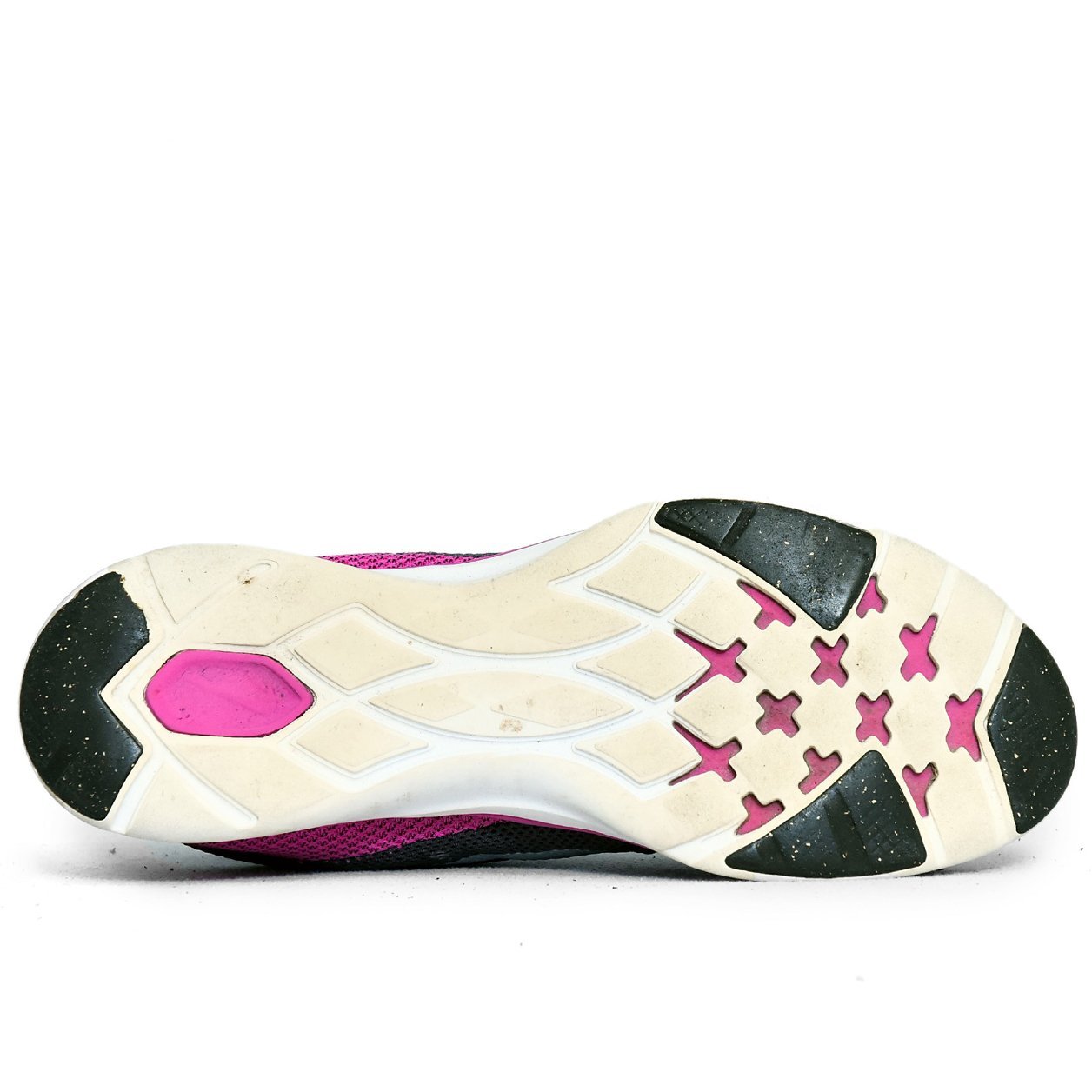 Nike Flex Experience RN 5 Black Pink – TRENDYGO Original Thrift Running Shoes Pakistan - Image 4