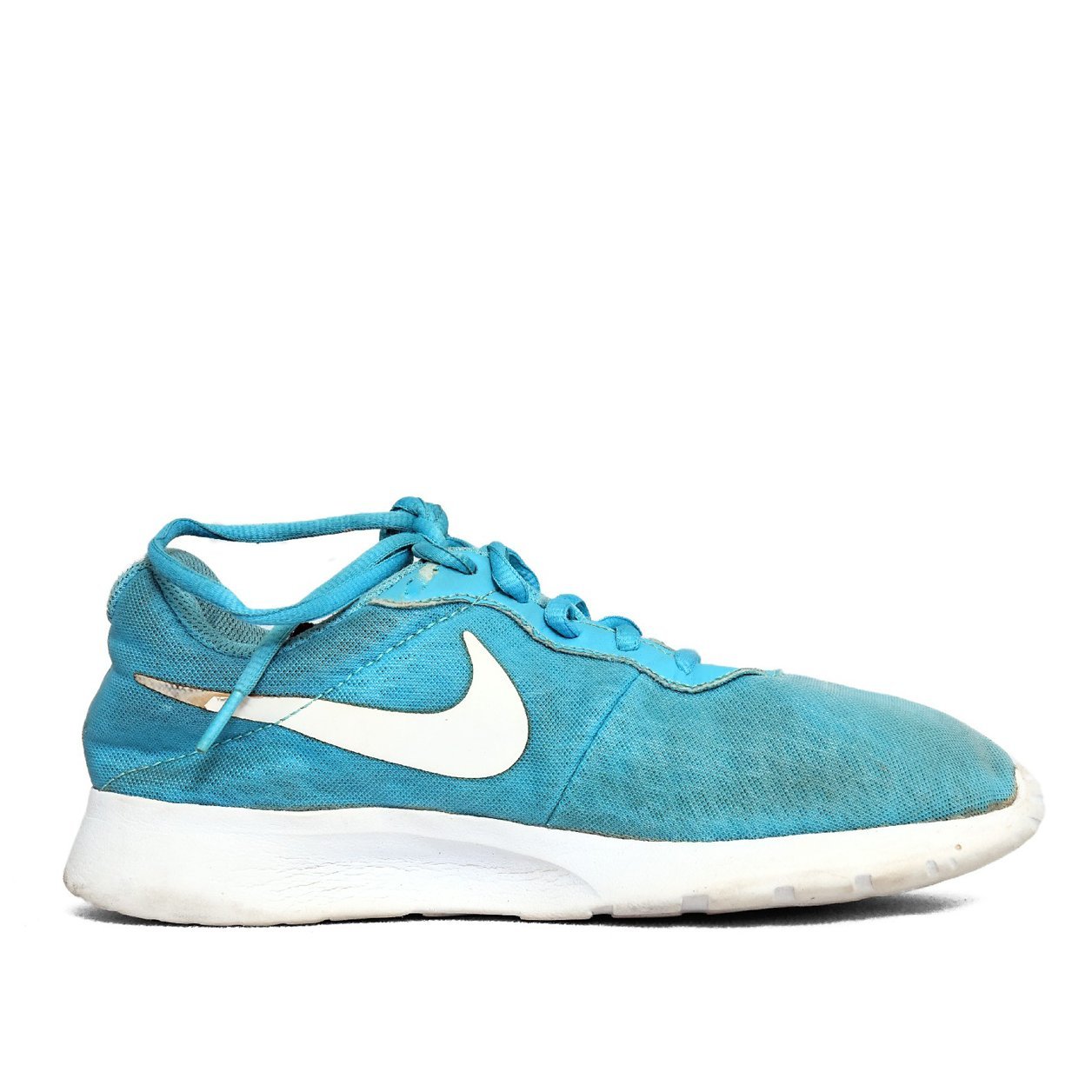 Nike Tanjun Blue White – TRENDYGO Original Thrift Running Shoes Pakistan - Image 3