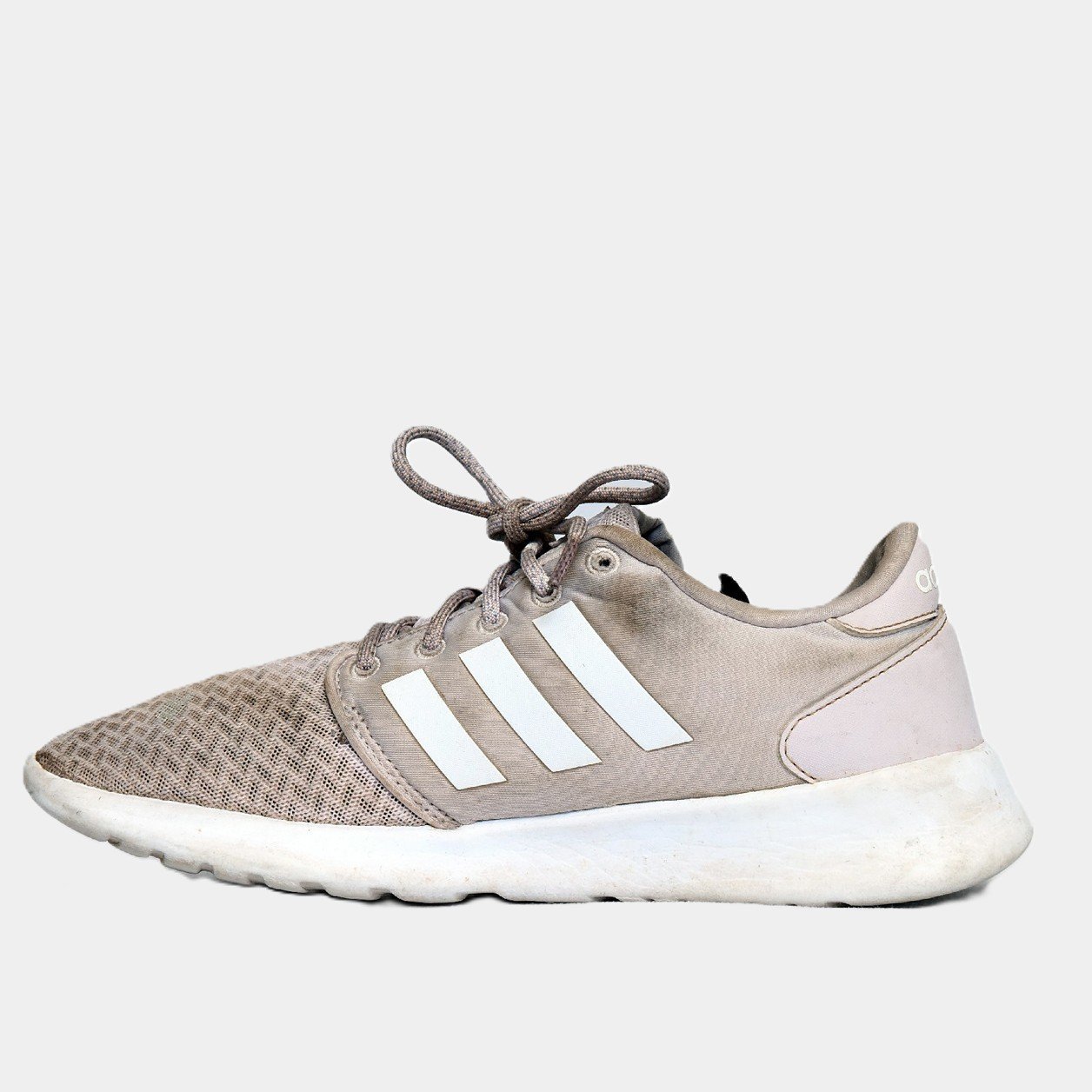 Adidas Lite Racer Beige White Unwashed – TRENDYGO Original Thrift Running Shoes Pakistan - Image 2