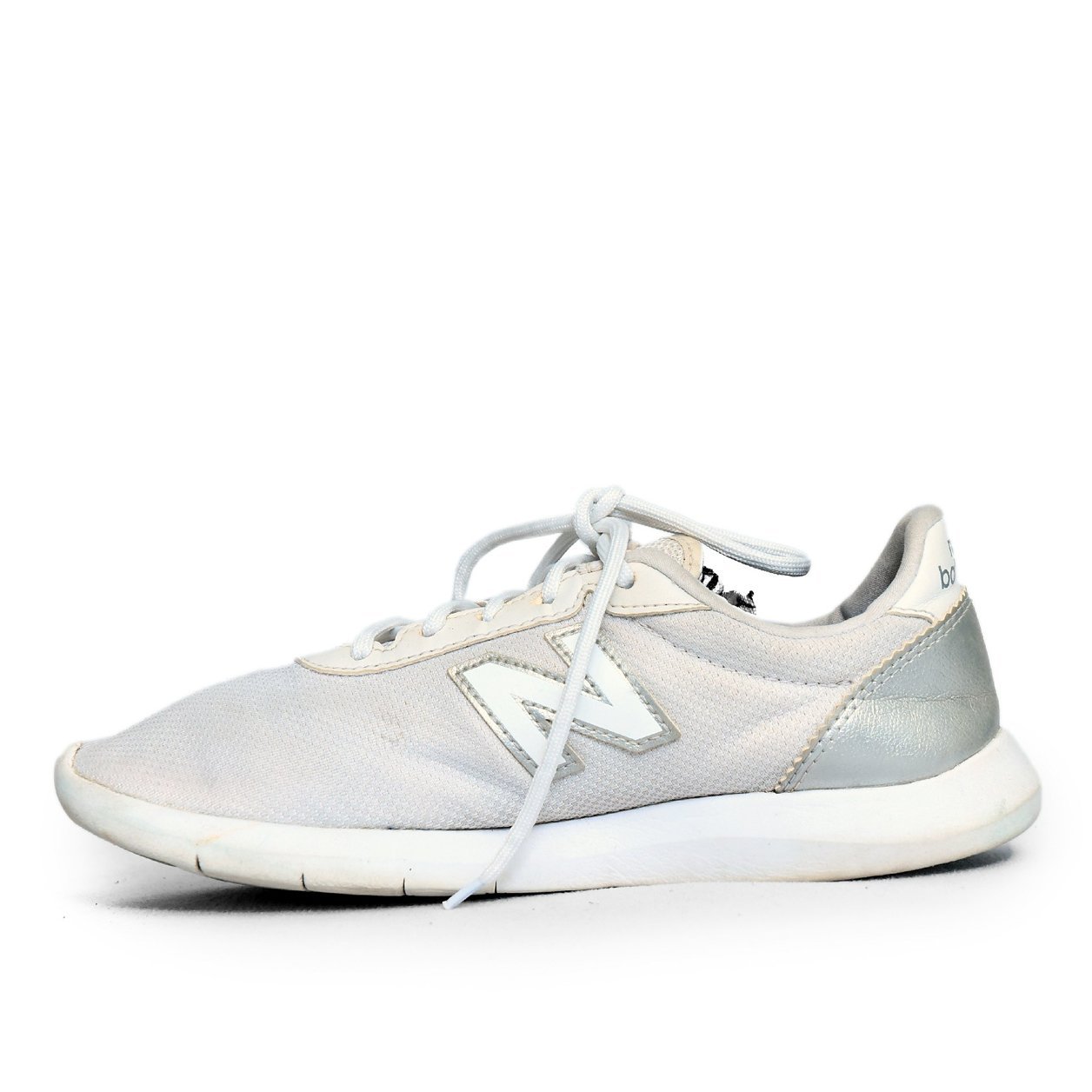 New Balance 714 White Grey – TRENDYGO Original Thrift Sneakers Pakistan - Image 3