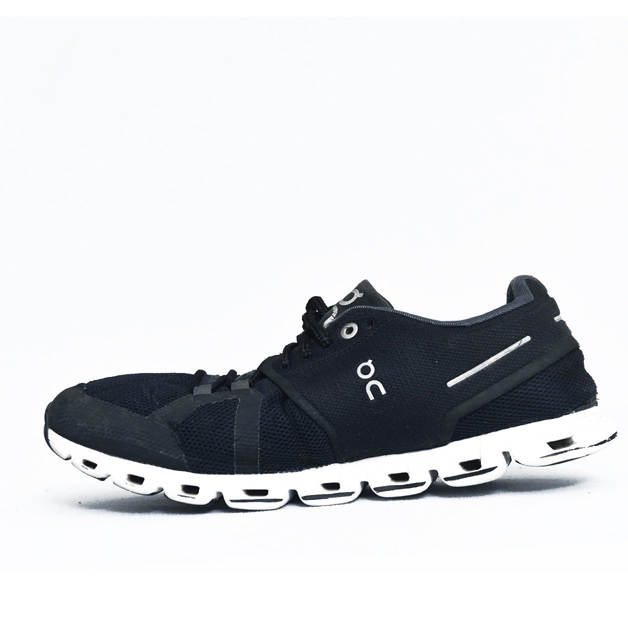 On Cloud Black White – TRENDYGO Original Thrift Running Shoes Pakistan - Image 3