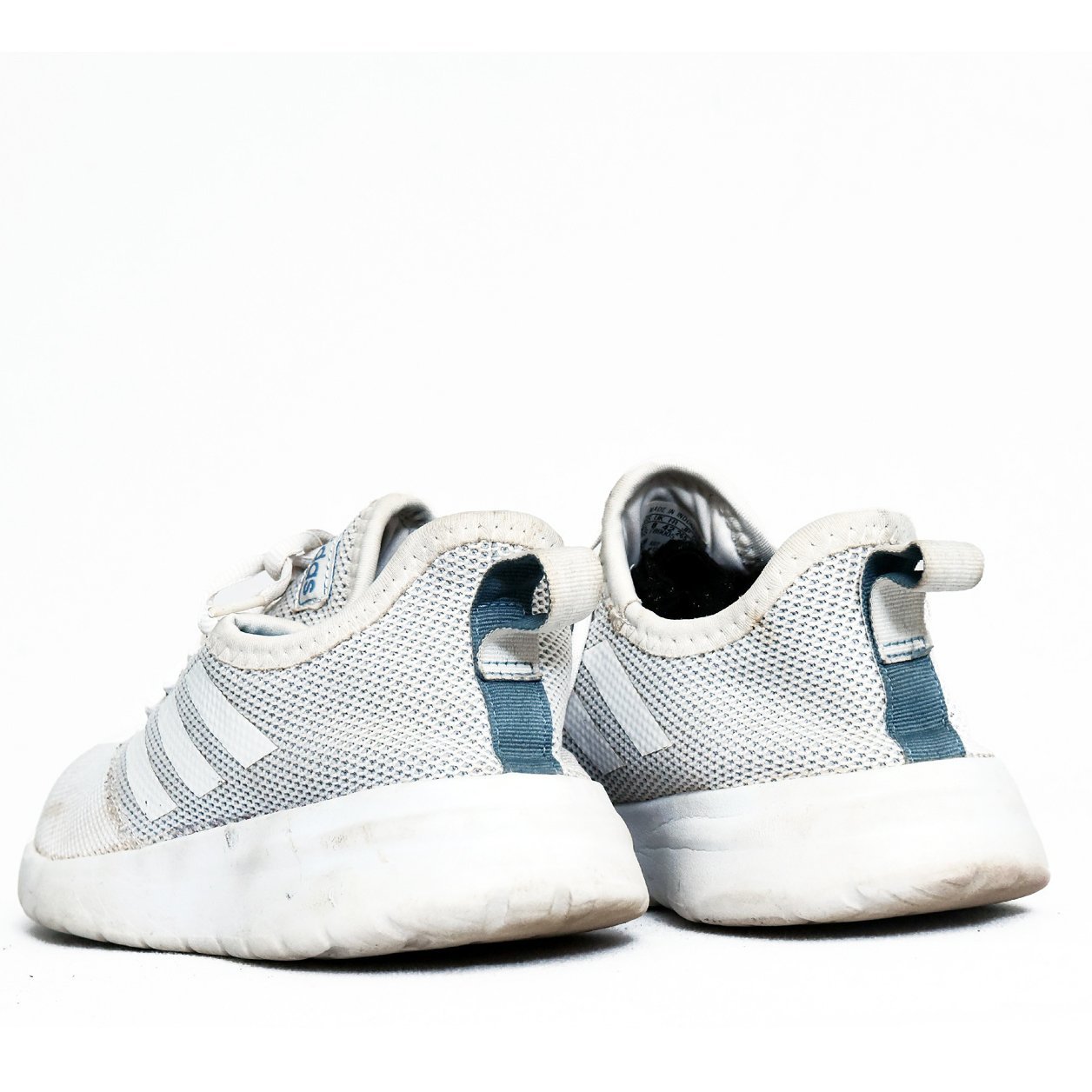 Adidas Unwashed Cloudfoam Lite Racer White Grey – TRENDYGO Original Thrift Running Shoes Pakistan - Image 4