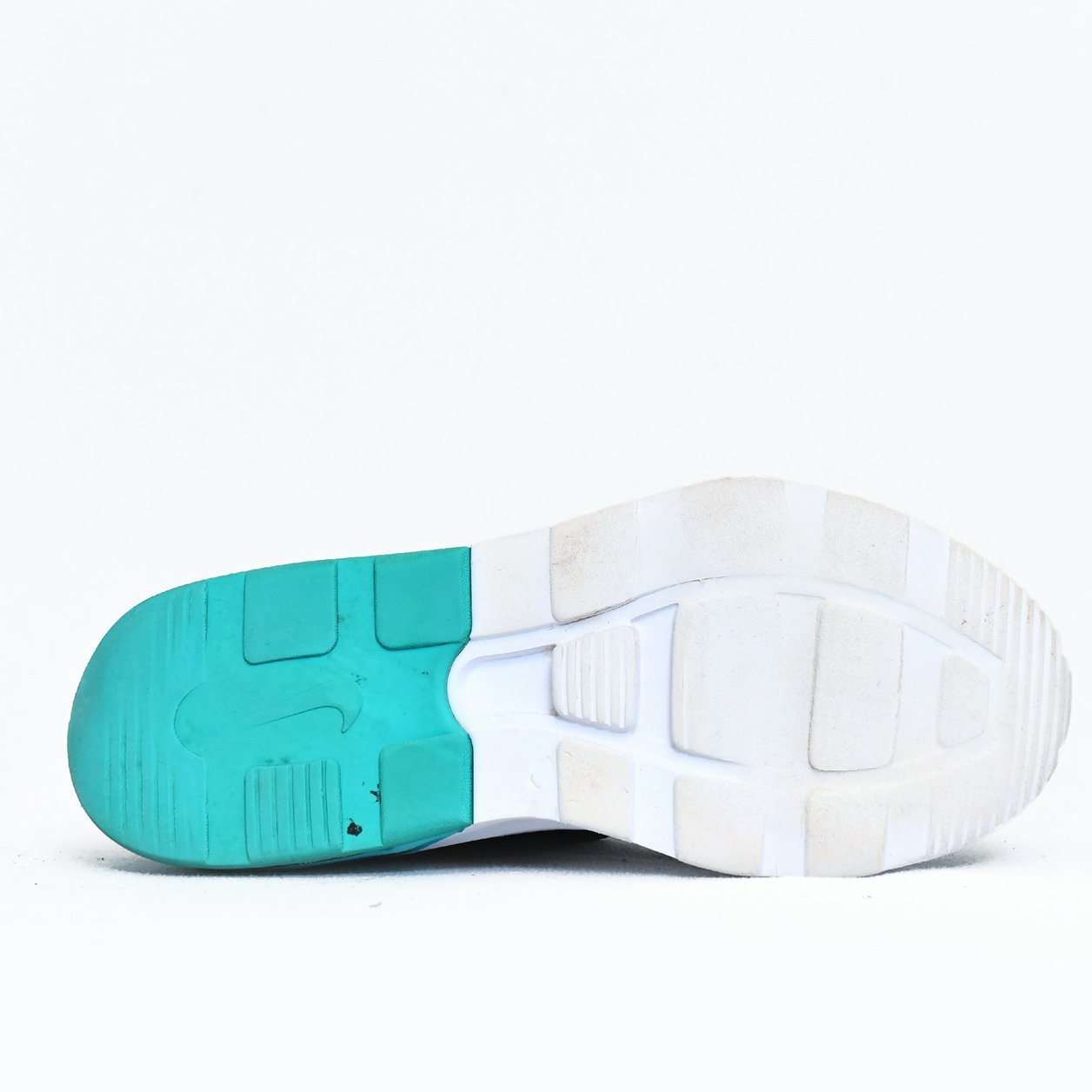 Nike Air Max 270 Black Teal Purple – TRENDYGO Original Thrift Sneakers Pakistan - Image 4