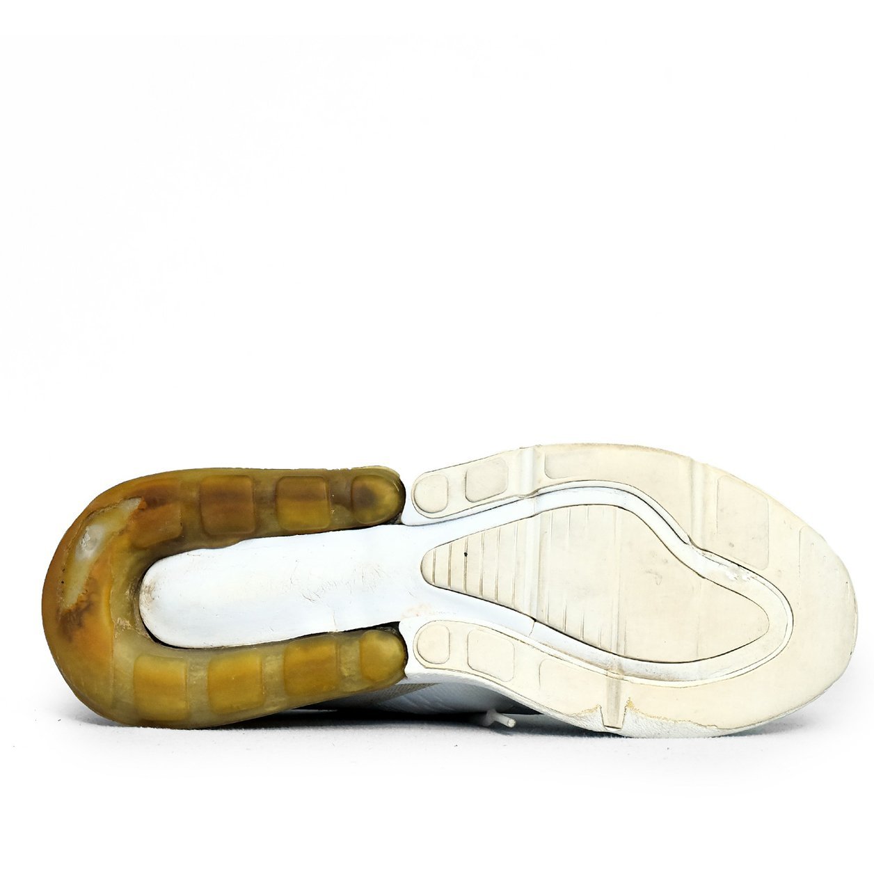 Nike Air Max 270 White Beige – TRENDYGO Original Thrift Sneakers Pakistan - Image 4