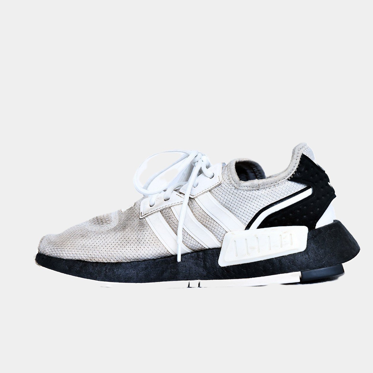 Adidas NMD_R1 Grey White – TRENDYGO Original Thrift Sneakers Pakistan - Image 2
