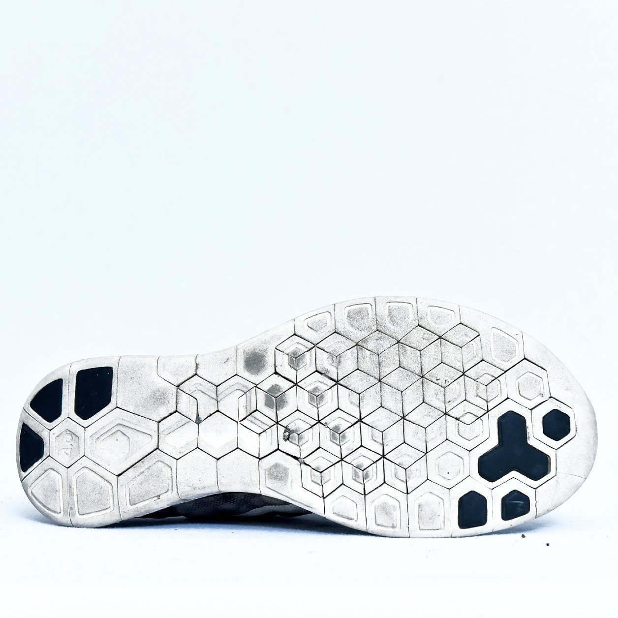 Nike Free 5.0 Black White – TRENDYGO Original Thrift Running Shoes Pakistan - Image 4