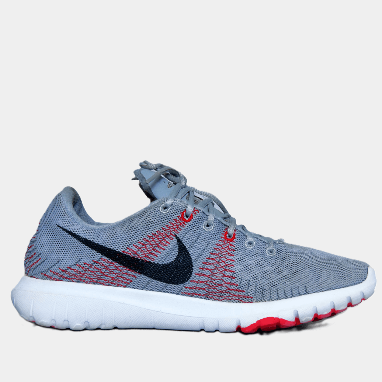 Nike Men’s Free RN Flyknit – Grey & Red | Original Preloved Running Shoes Pakistan | TRENDYGO - Image 2