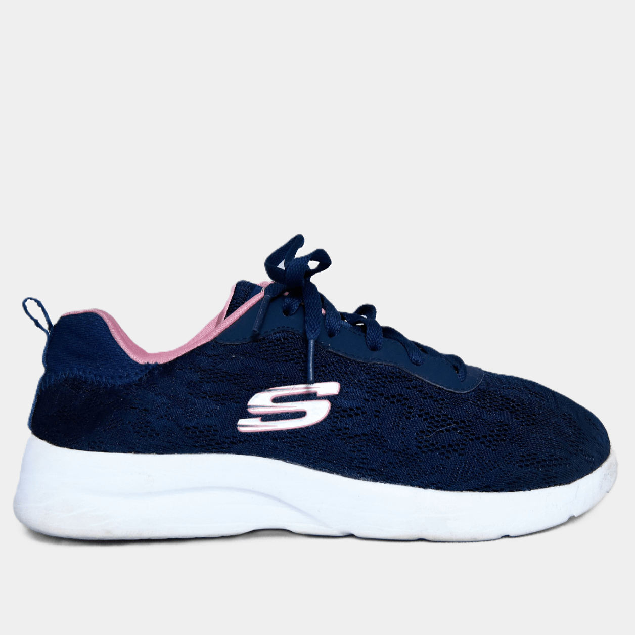 Skechers Original Navy Blue & Pink Women’s Sneakers | Preloved Branded Shoes Pakistan | TRENDYGO - Image 2