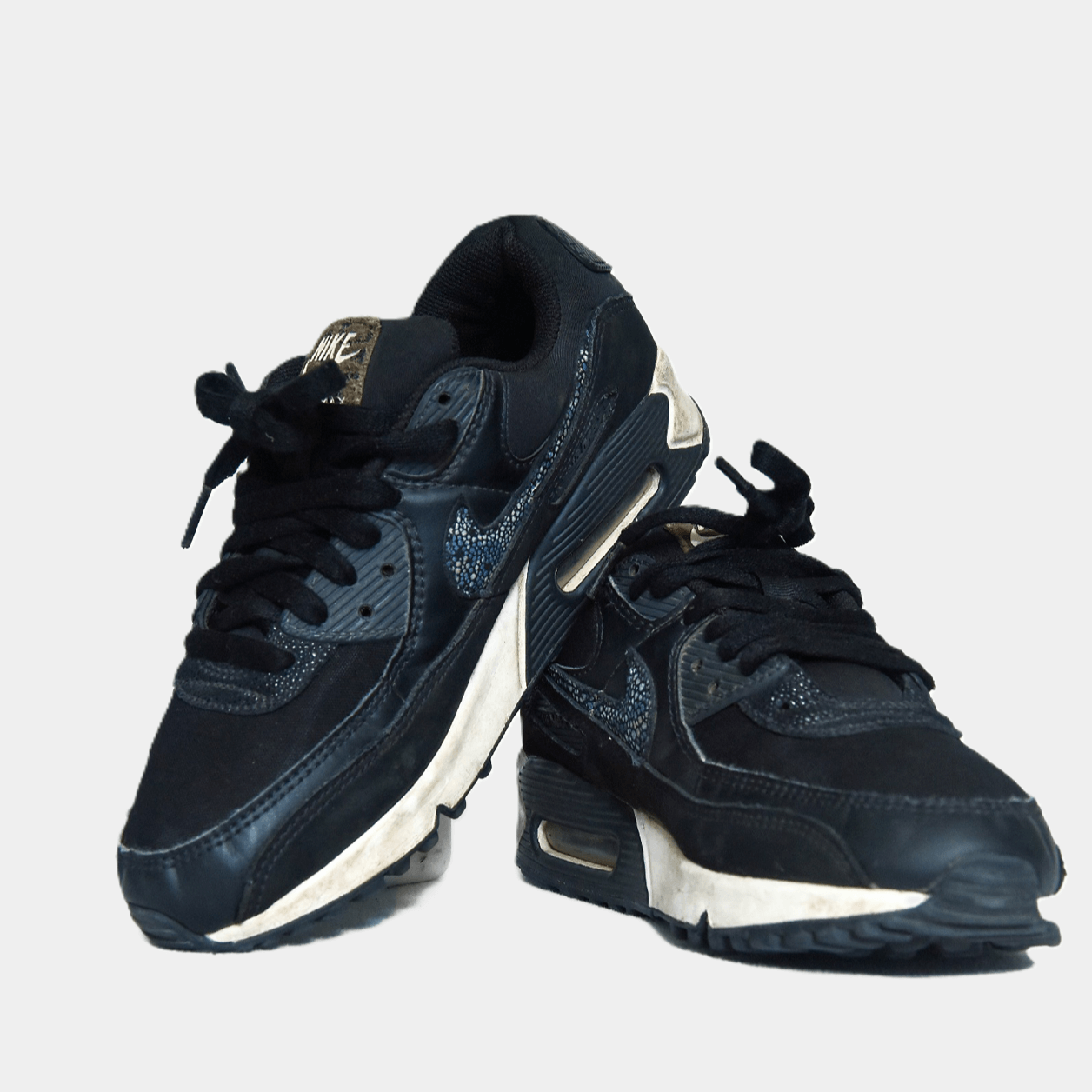 Nike Air Max 90 OG Black | Original Used Sneakers for Men β TRENDYGO Pakistan
